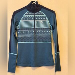 Kari Traa Teal and Navy Patterned Half-Zip Top